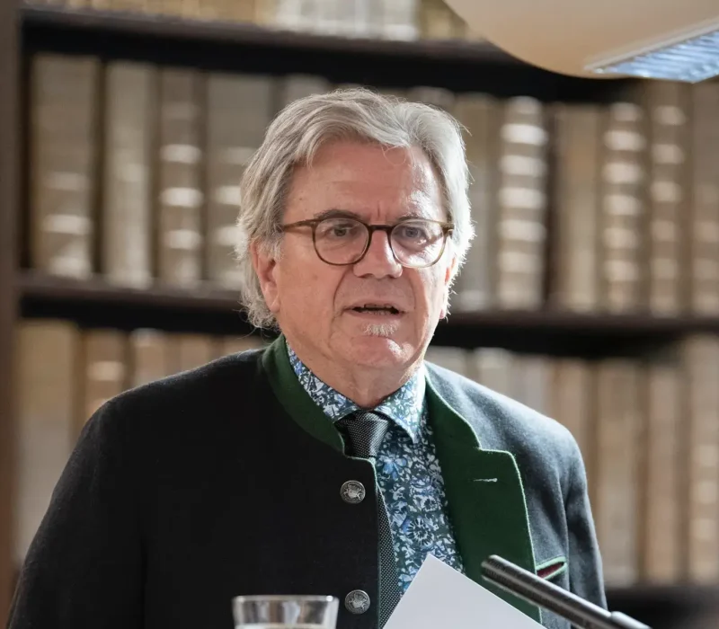 2024-09-06-IACC-Sbg_Pt3_Bibliothek-20